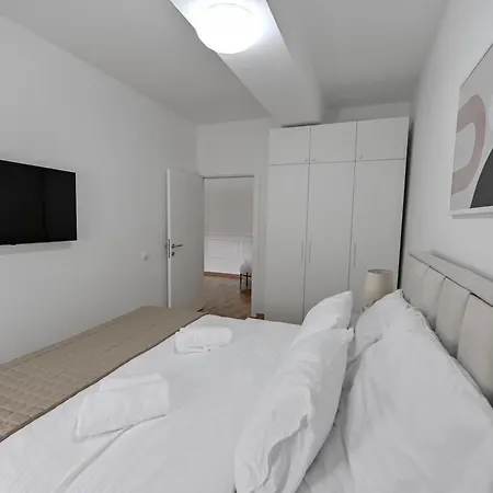 Porto Lux Apartment Arandelovac Exterior photo